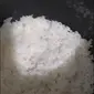 Cara Agar Sisa Nasi Kering di Rice Cooker Dapat Pulen Kembali (Credit: YouTube/Alunaalma)