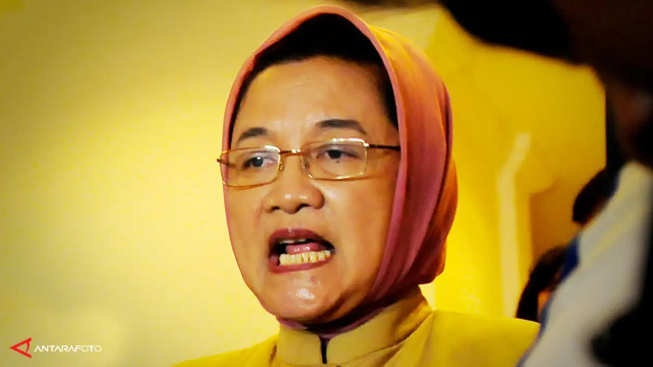 dien-emmawati-130709b.jpg