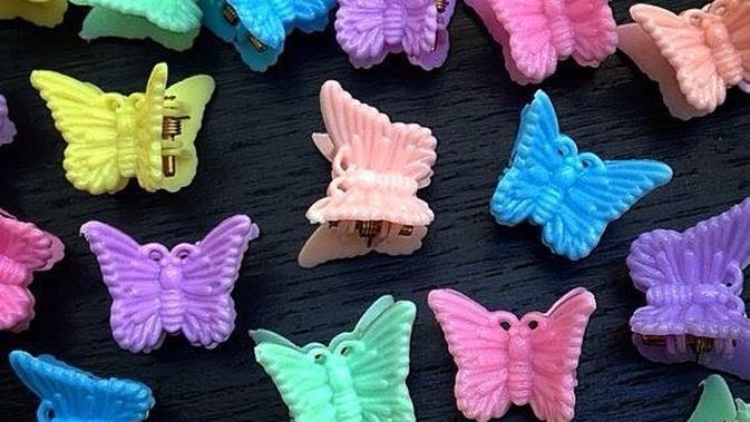 Jepit rambut kupu-kupu (Sumber: Instagram/iva.chan20)
