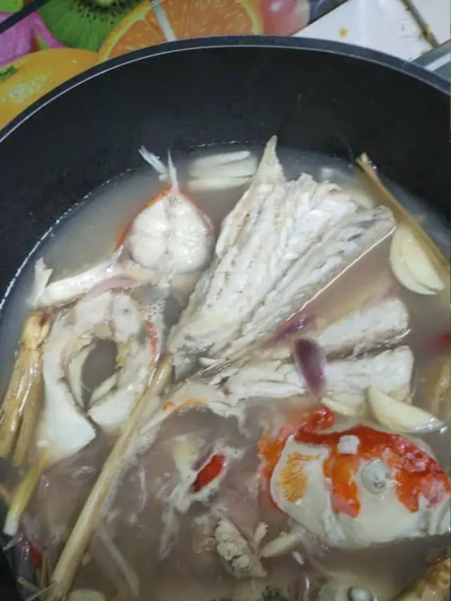 6 Menu Olahan Ikan Hias Ini Nyeleneh Banget, Berani Coba?