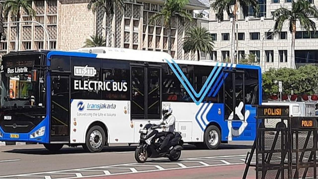 Transjakarta Alihkan Sejumlah Rute Imbas Aksi di Kawasan Patung Kuda, ini Daftarnya
