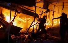 FOTO: Biadab! Israel Kembali Serang Tenda Pengungsian di Jalur Gaza, Sejumlah Korban Tewas Terpanggang