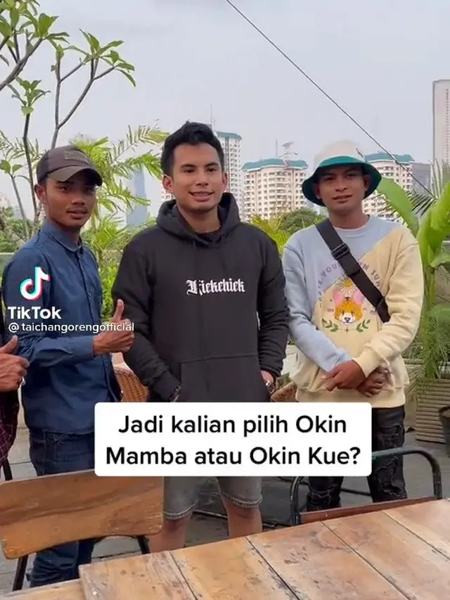 Okin dengan Kembaran Tukang Jamu