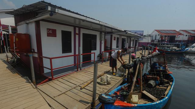 Melihat Rumah Apung di Kampung Nelayan Muara Angke