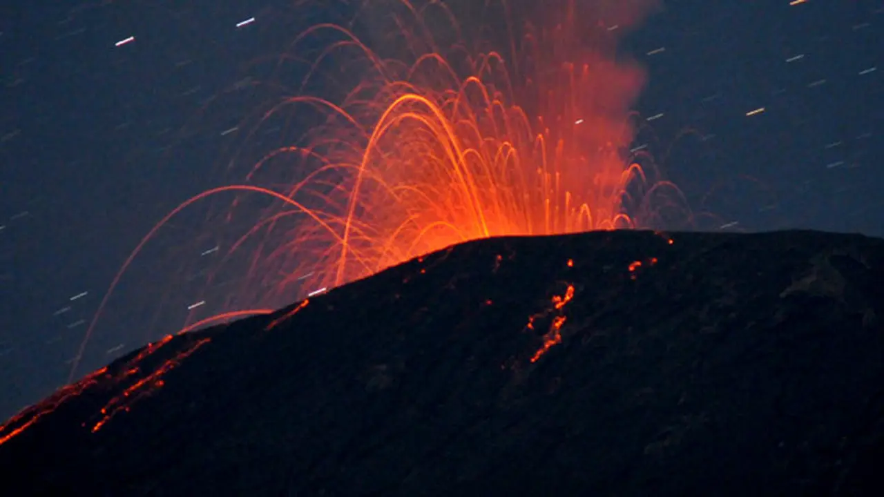 Aktivitas Gunung Slamet Meningkat