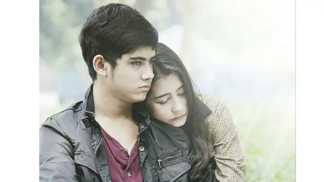 Sama-sama Pernah Idap OCD, Ini 6 Foto Jadul Aliando dan Prilly yang Bikin Baper