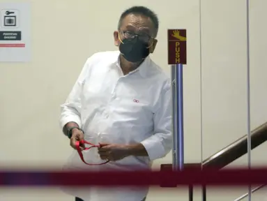 Wakil Ketua DPRD DKI Jakarta, M Taufik usai menjalani pemeriksaan sebagai saksi di Gedung KPK Jakarta, Selasa (10/8/2021). M Taufik diperiksa sebagai saksi kasus dugaan tindak pidana korupsi pengadaan tanah di Munjul, Pondok Ranggan, Jakarta Timur tahun 2019. (Liputan6.com/Helmi Fithriansyah)