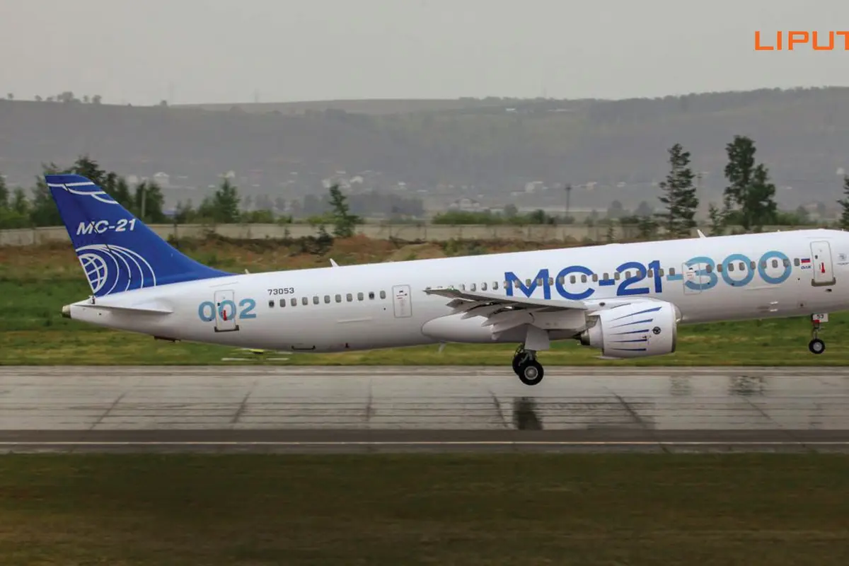 Banner Infografis Merpati Airlines Terbang Lagi