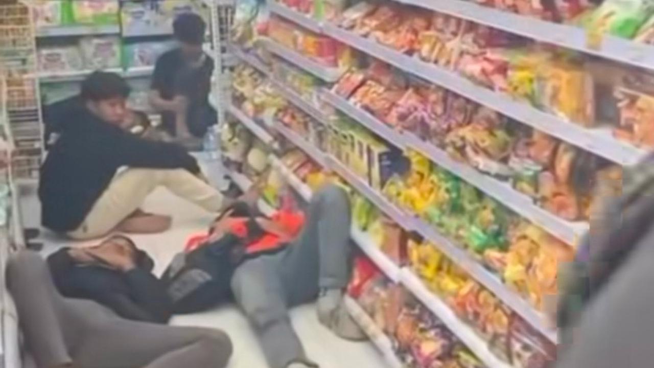 Viral Anggota Klub Motor CB Makan, Minum dan Tidur Seenaknya di Indomaret Lalu Tak Bayar, Bikin Rugi Rp4 Juta