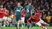 Manchester United tersingkir dari Piala FA setelah kalah 7-8 (1-1) dari Middlesbrough lewat drama adu penalti pada laga babak keempat di Old Trafford, Sabtu (5/2/2022) dini hari WIB. (AP Photo/Jon Super)