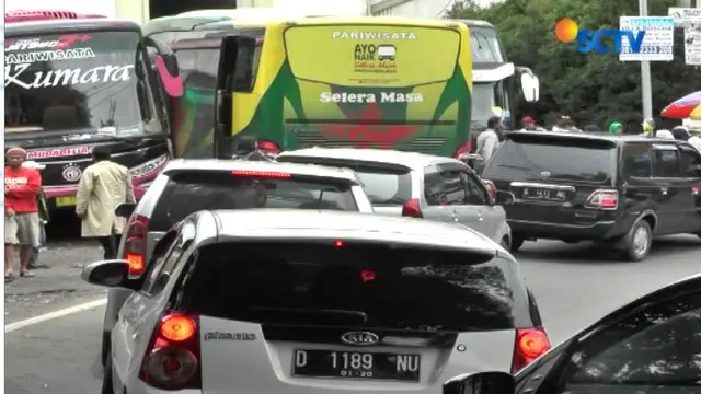 Kemacetan panjang juga terjadi di ruas arteri Pantura, Subang. Kondisi ini dipicu lonjakan kendaraan serta adanya perbaikan gorong-gorong.