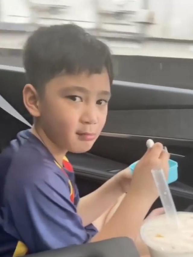 6 Potret Rafathar saat di Sekolah, Satu SD dengan Putra Aliya Rajasa