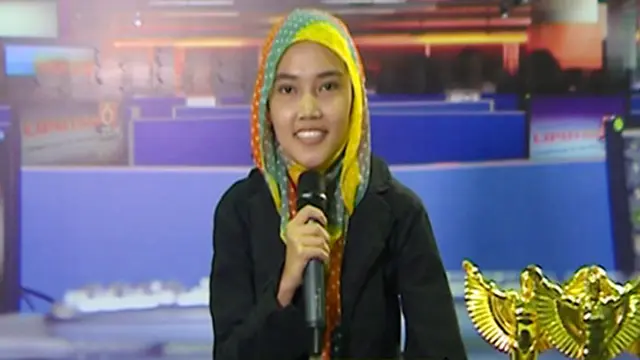 Diah Selly Pengunjung Peserta Presenter di Indonesia Broadcaster Expo 2013