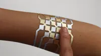 Keren, Tato Ini Bisa Terkoneksi dengan Smartphone