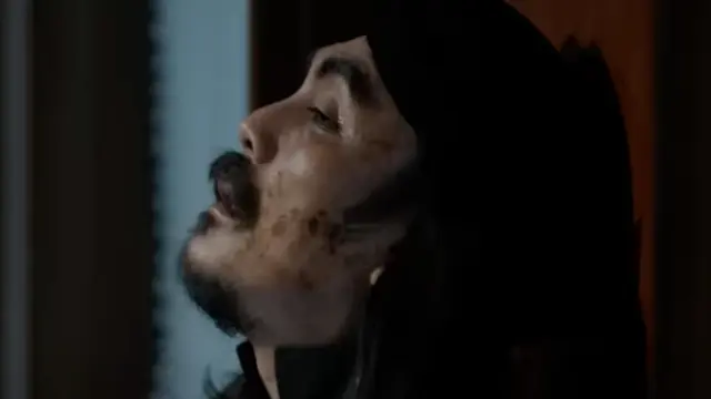 Denino Basrial sebagai Sukir dalam film Sumala. (Foto: Dok. Hitmaker Studios)