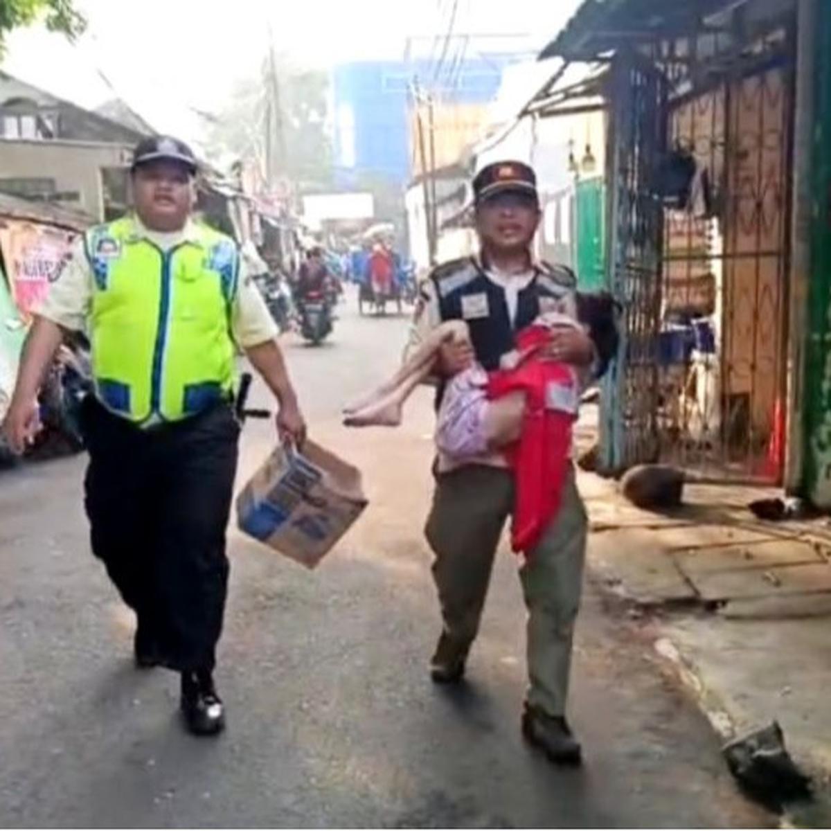 Bocah 7 Tahun Babak Belur Usai Disiksa Orang Tua Ditemukan di Pasar Kebayoran Lama