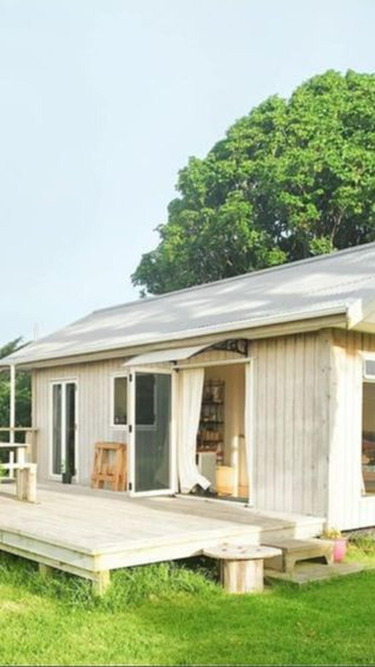 Rumah Kayu Ala Kontainer