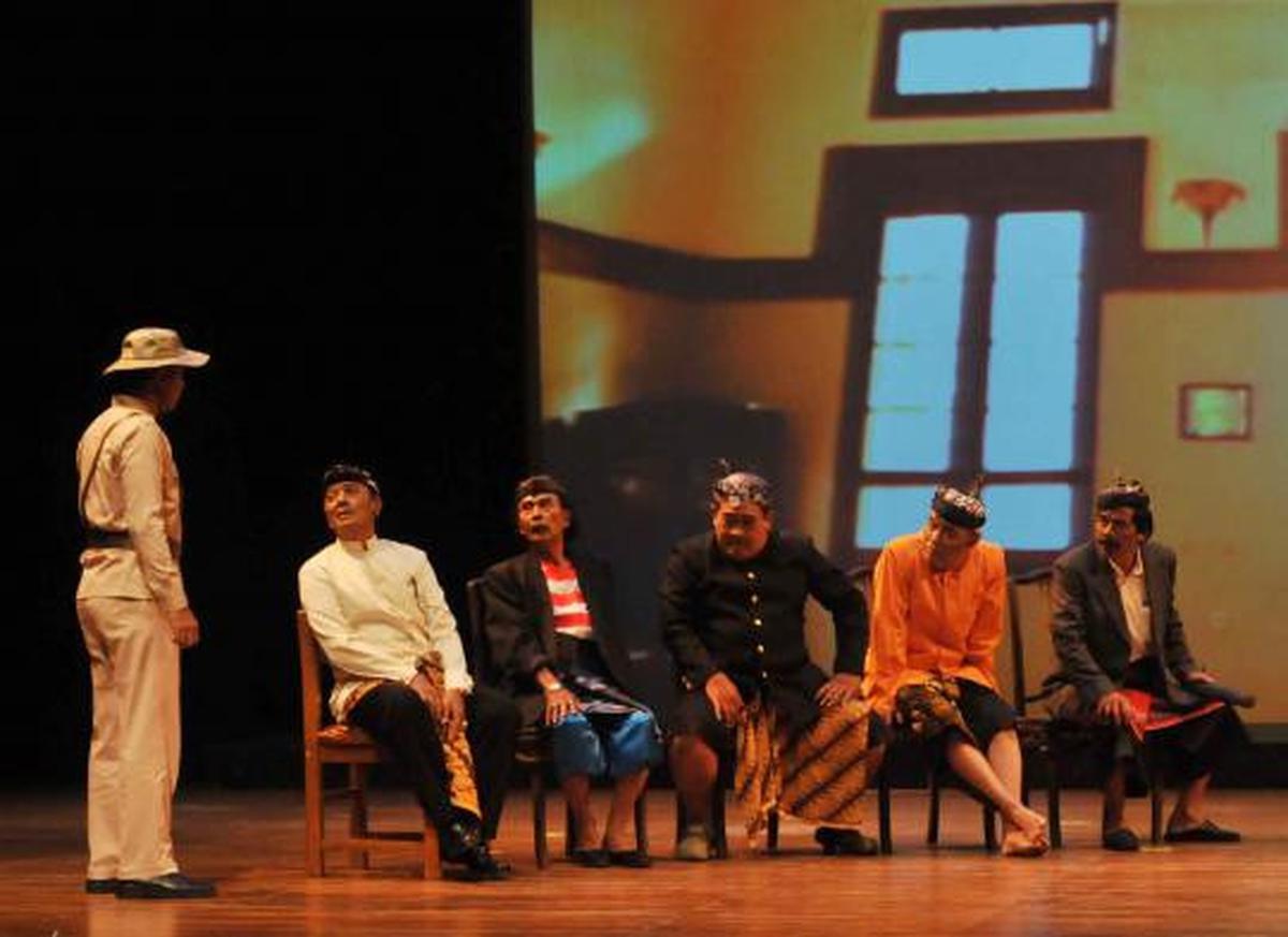 Ludruk legenda Sarip Tambak Oso dipentaskan di TIM
