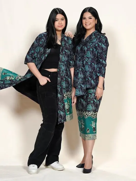 Di usia yang masih remaja, Almira sudah memiliki tubuh tinggi menjulang. Kini Almira sudah lebih tinggi dari Annisa Pohan.(instagram.com/annisayudhoyono)