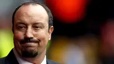 Liverpool 's Spanish manager Rafael Ben&iacute;tez prepares for his team to take on Wigan Athletic in their English Premier League football match at Anfield in Liverpool, north west England on October 18, 2008. AFP PHOTO/PAUL ELLIS