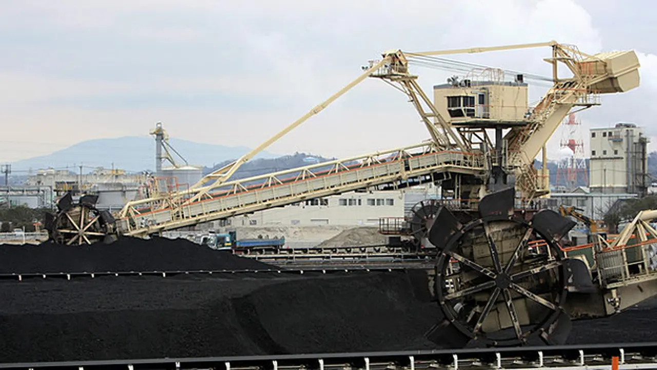 glencore-investasi-131119c.jpg