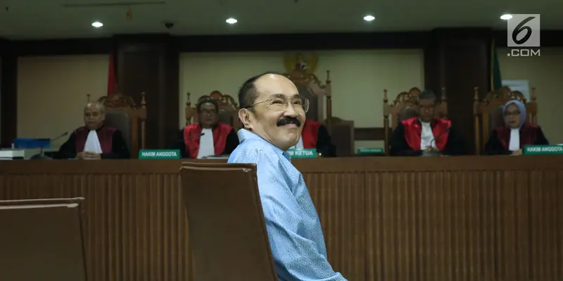 Fredrich Yunadi Jelang Sidang Putusan