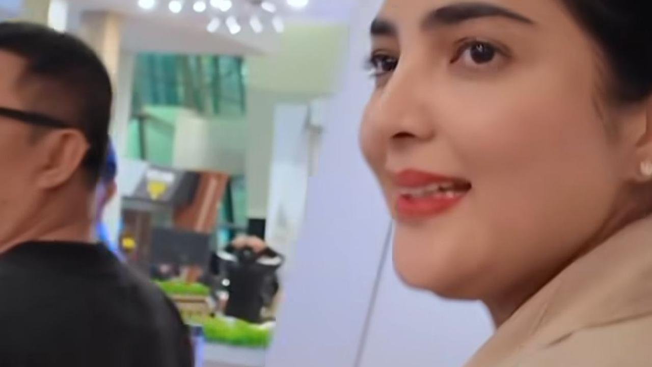 Momen Lucu Ashanty Salah Tepuk Pundak Orang Lain dengan Sebutan Sayang yang Dikira Anang Hermansyah