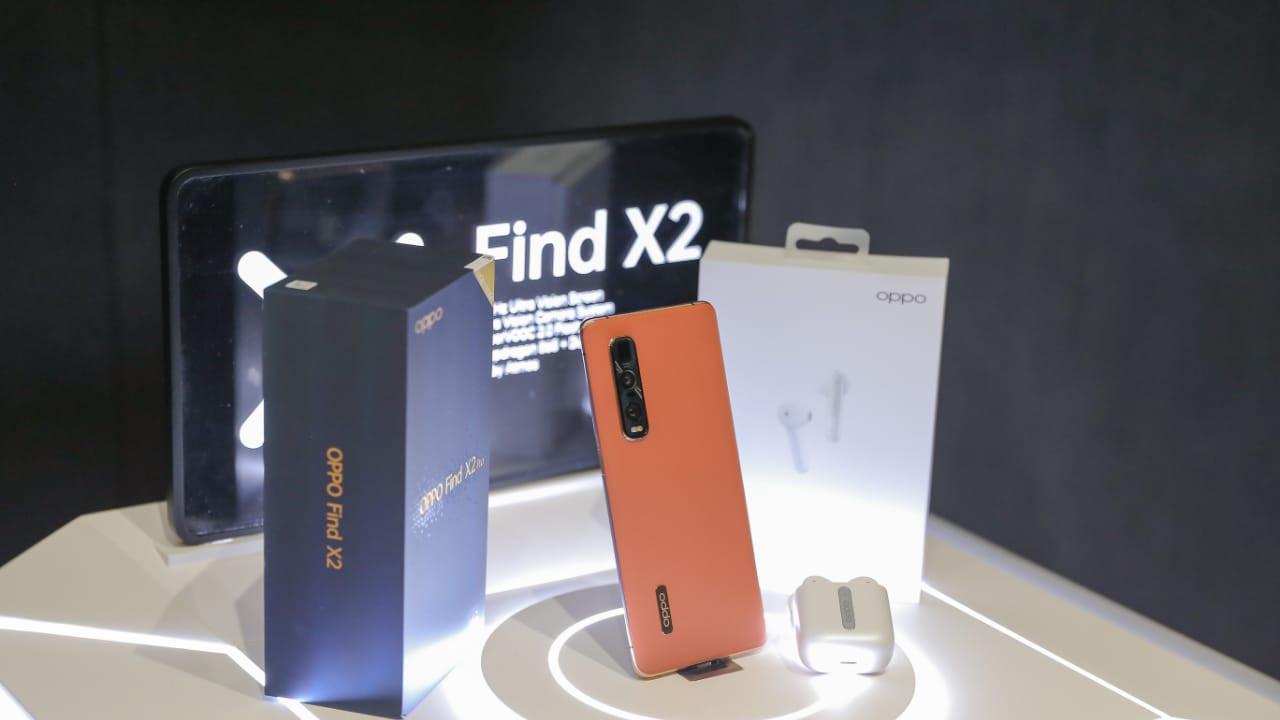 OPPO Find X2 Pro /dok. OPPO
