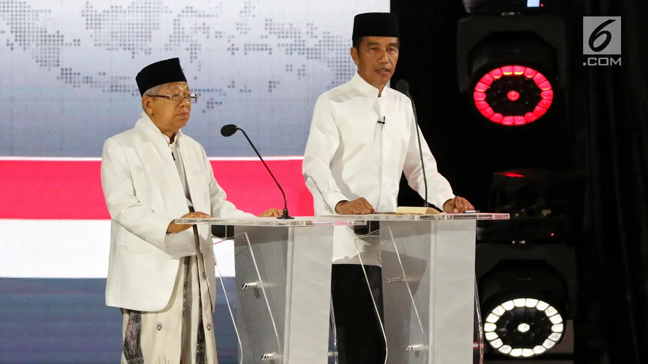 Jokowi-Ma'ruf Tunjukkan Kartu Sakti Andalan di Debat Kelima Pilpres