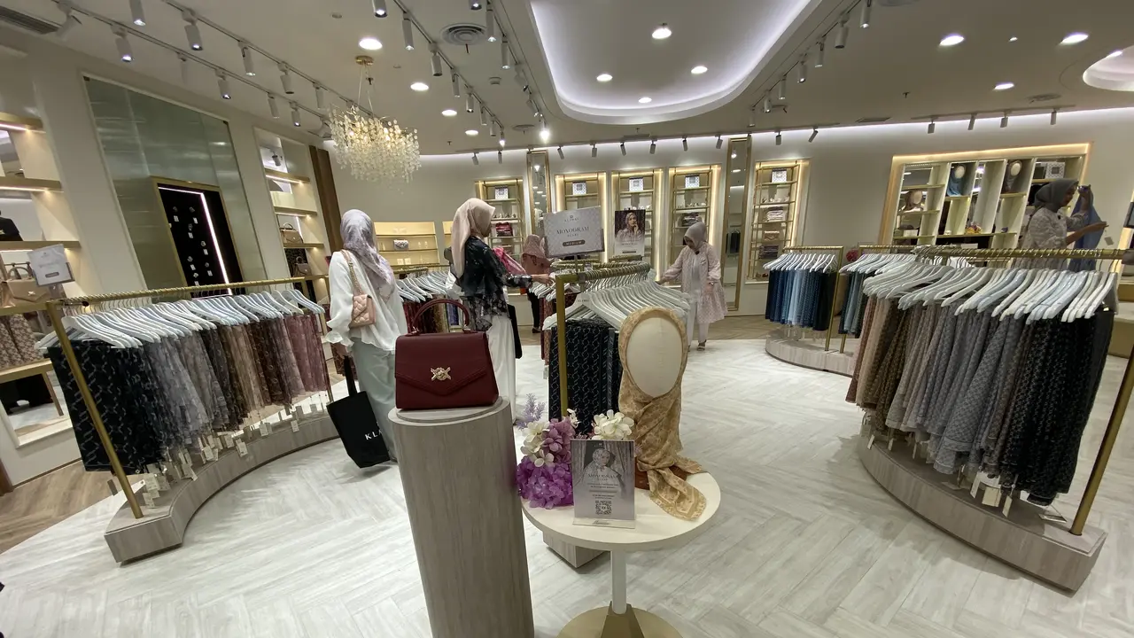Klamby Luncurkan 100 Warna Scraf