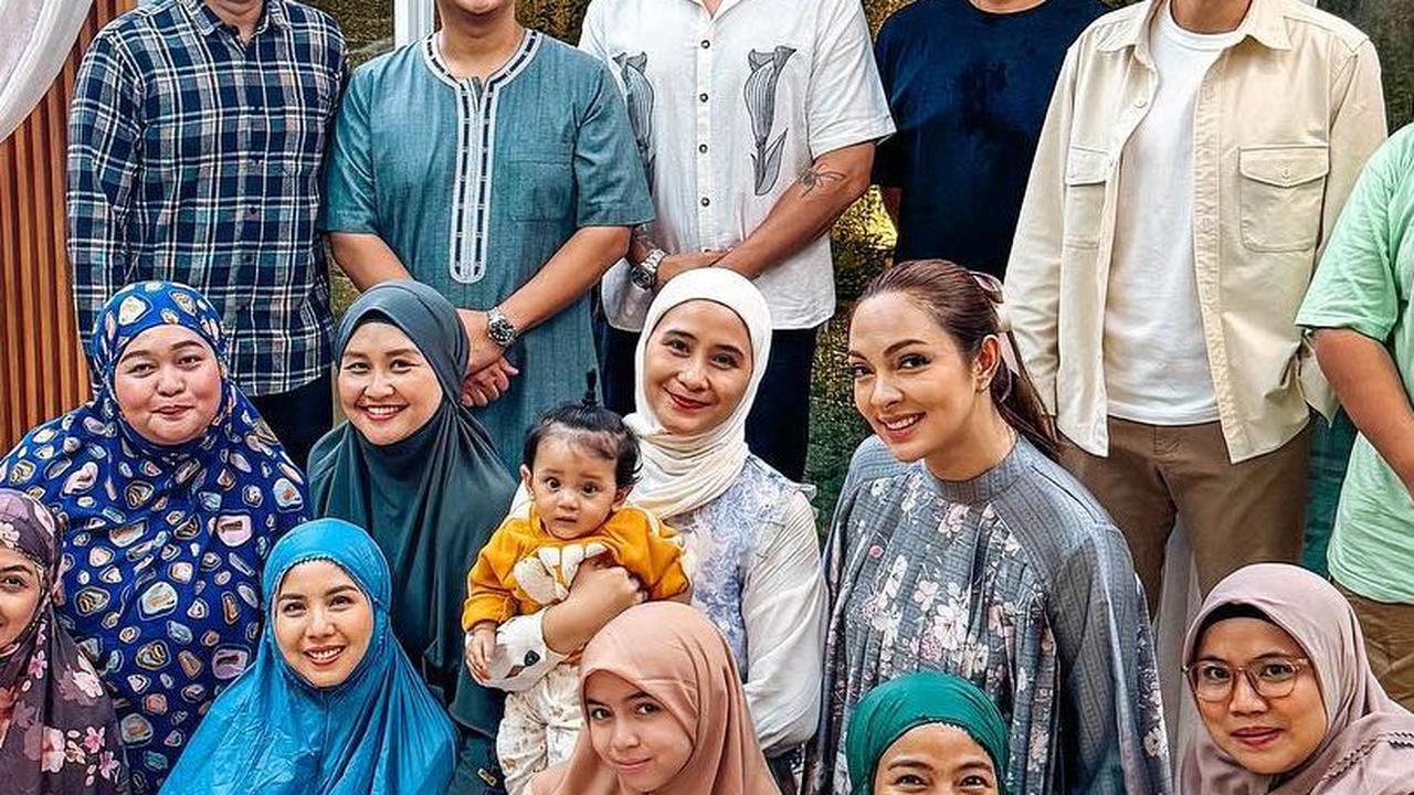 Potret Keseruan Acara Bukber Revalina S Temat Bareng Rekan Seleb, Ada Sienna Anak Marshanda Langsung Curi Perhatian