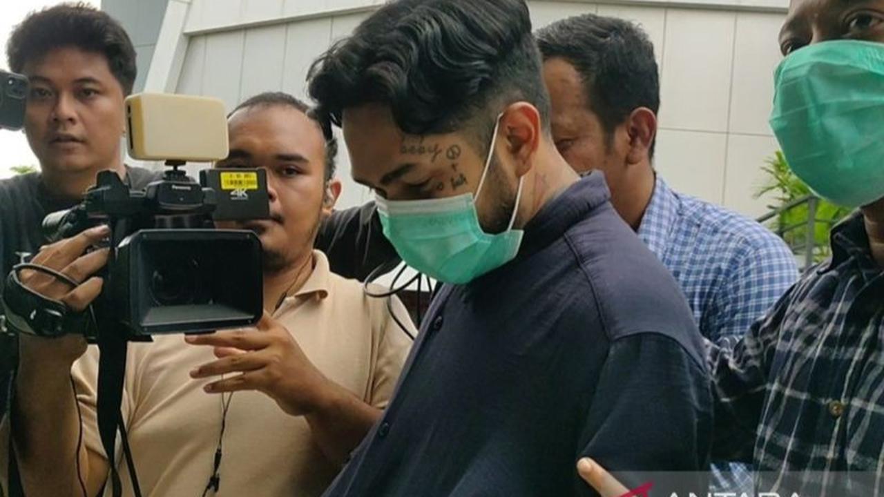 Fakta Mengejutkan! Vokalis Killing Me Inside, Onad Positif Narkoba Ganja dan Ekstasi, Bagaimana Status Hukumnya?