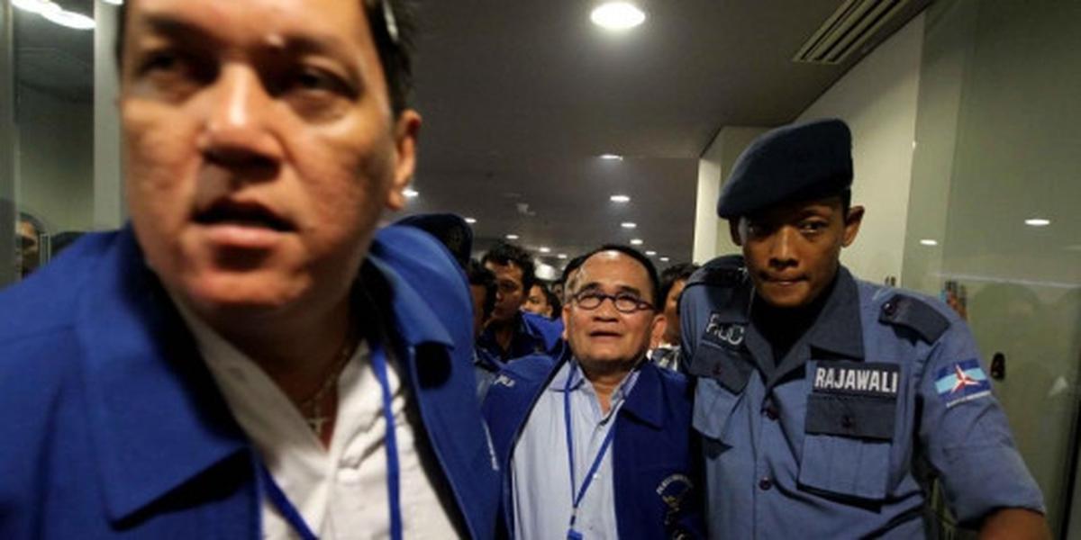 Demokrat bisa karam jika Anas tak mundur