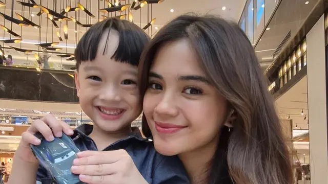 Audi Marissa bersama Anzel. [@audimarissa]