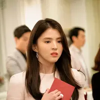 Han So Hee di The World of The Married. (JTBC via Soompi)