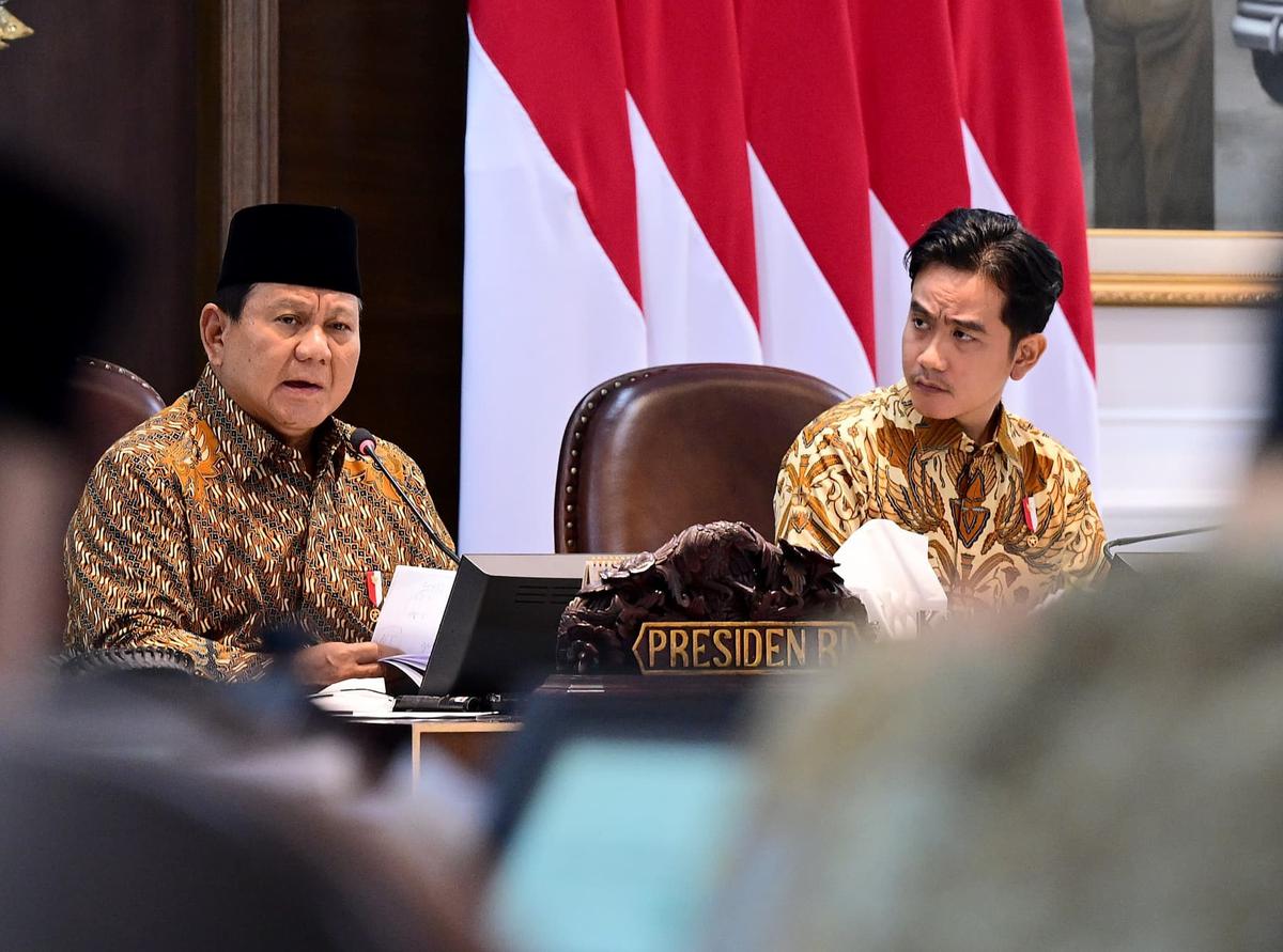 Prabowo-Gibran pimpin sidang kabinet perdana