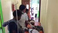 Rumah Sakit Umum Daerah (RSUD) Agats di Kabupaten Asmat kewalahan menampung pasien gizi buruk.
