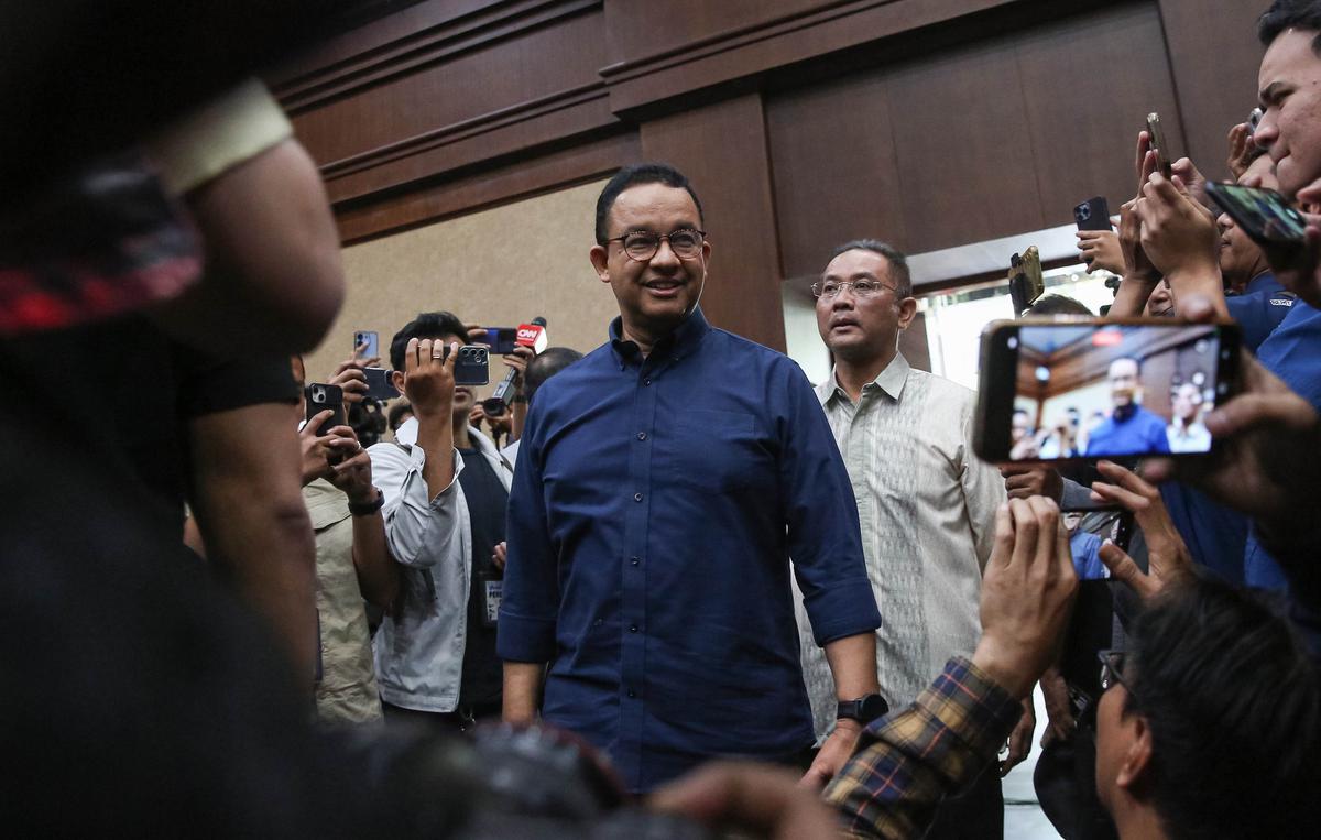 Anies Baswedan hadiri sidang perdana Tom Lembong