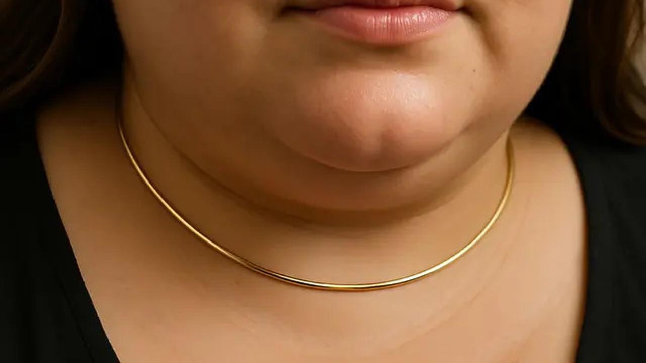 5 Model Kalung Emas untuk Orang Gemuk, Tampil Cantik Menawan dengan Desain Terbaru