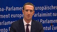 CEO Facebook Mark Zuckerberg memberi keterangan di markas Parlemen Eropa di Brussel, Belgia, Selasa (22/5). Zuckerberg memberi keterangan terkait skandal kebocoran data Facebook. (EBS/AFP)