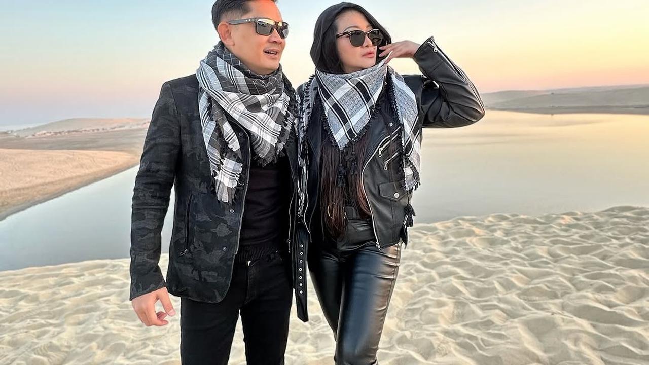LDR Indonesia - Qatar, Ini Kisah Cinta Fitri Carlina yang Selalu Harmonis Bareng Suami Pilot