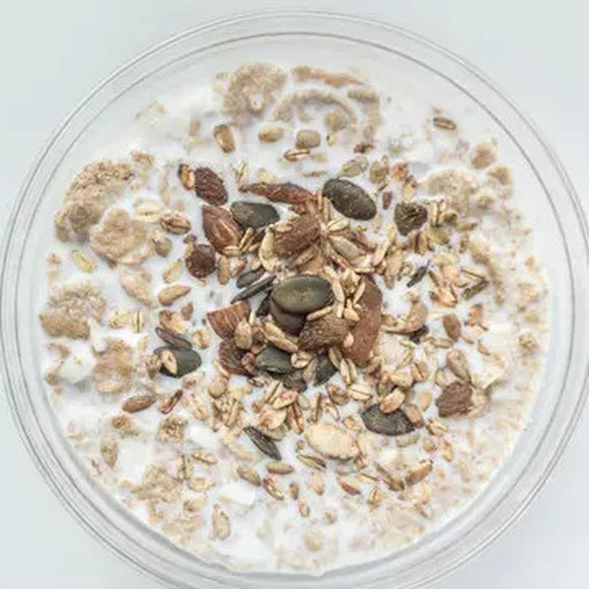 Ini Cara Ampuh Redakan Jerawat Meradang dengan Oatmeal dan Madu