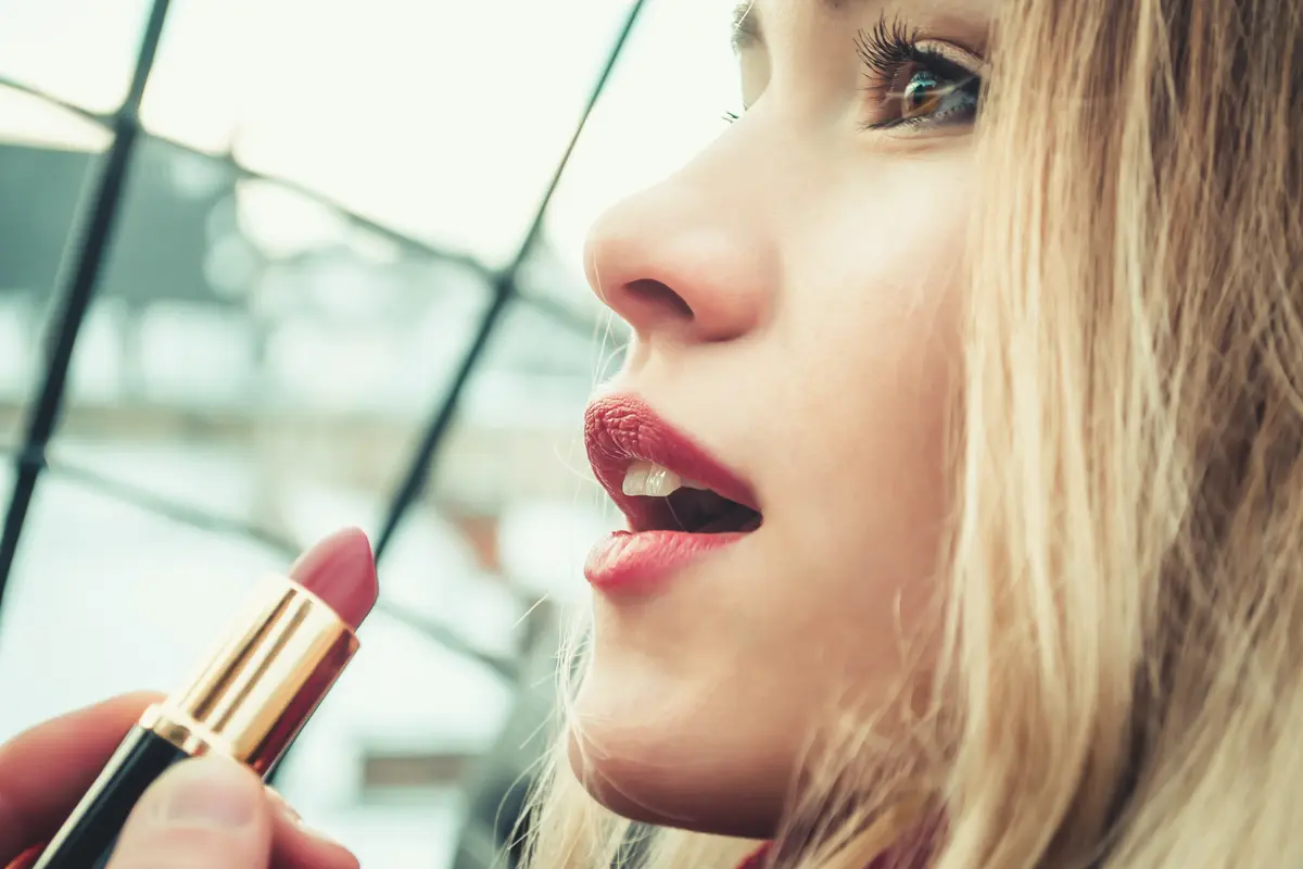 Lipstik/dok. Unsplash Andriyko
