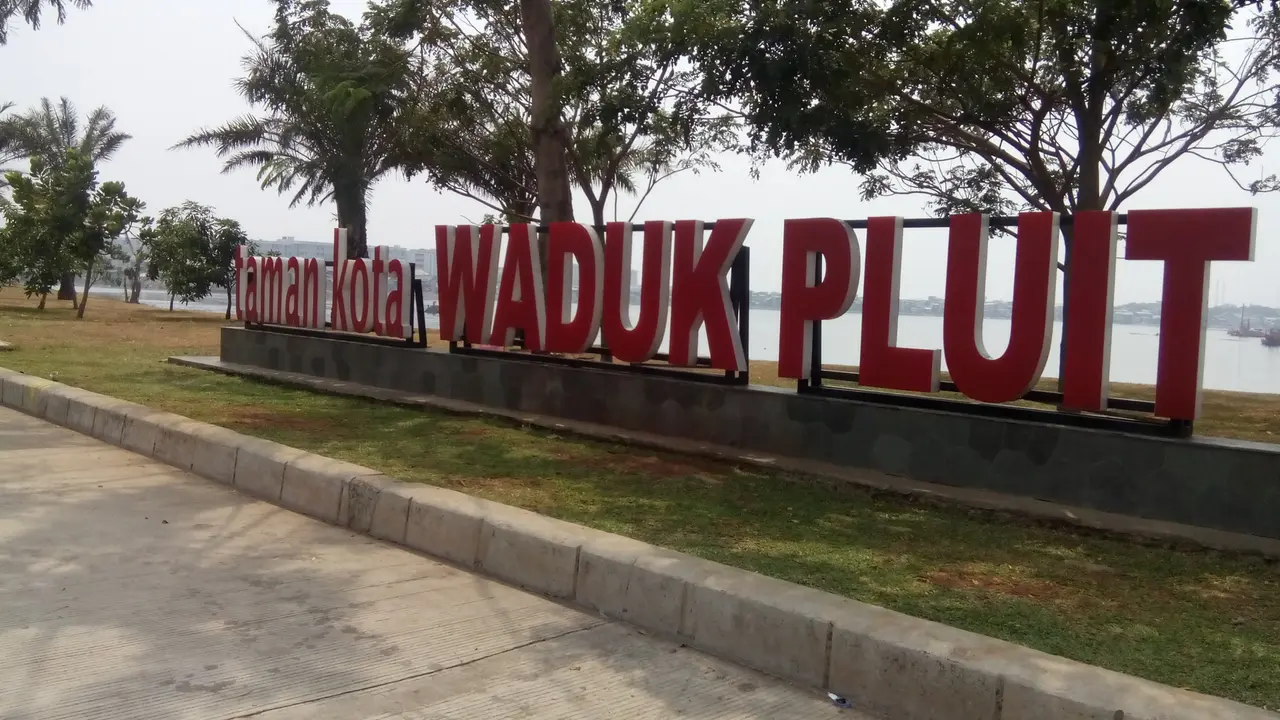 Taman Waduk Pluit