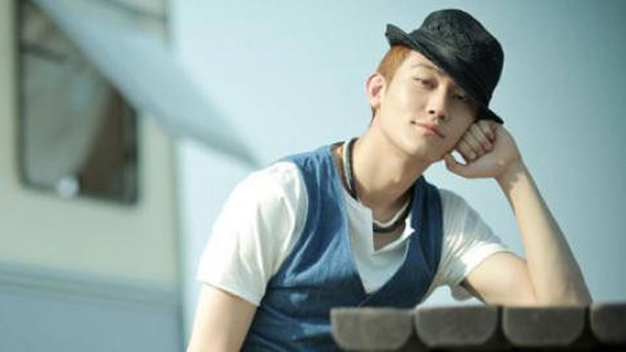 AJ bakal bergabung dengan U-KISS ketika comeback Maret