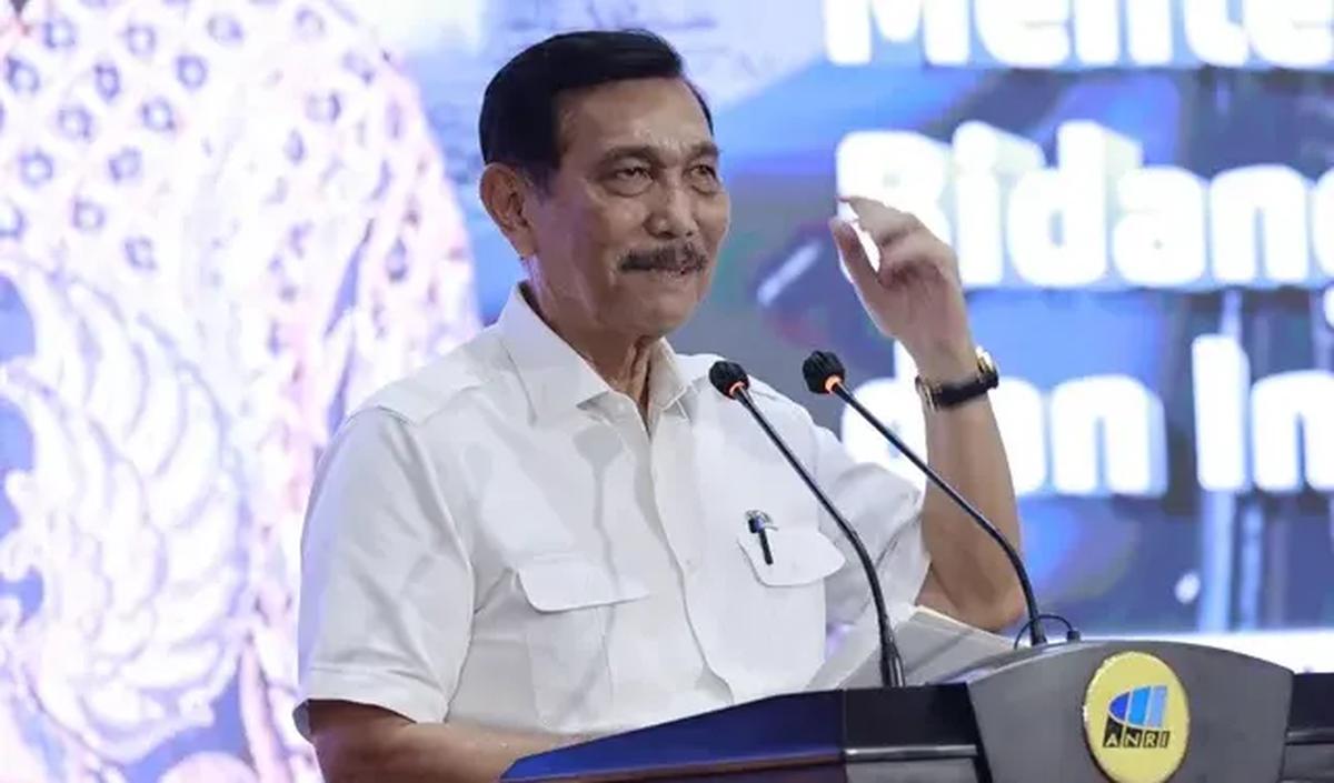 "Siapa saja, yang masuk kriterianya, misalnya ada orang-orang yang punya kapasitas intelektual yang tinggi, yang punya researcher dari top university,"