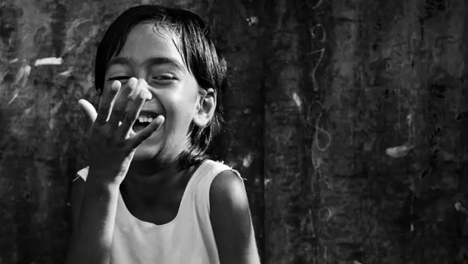 9 Foto Bocah Tersenyum Bikin Kamu Ingin Jadi Kecil Lagi