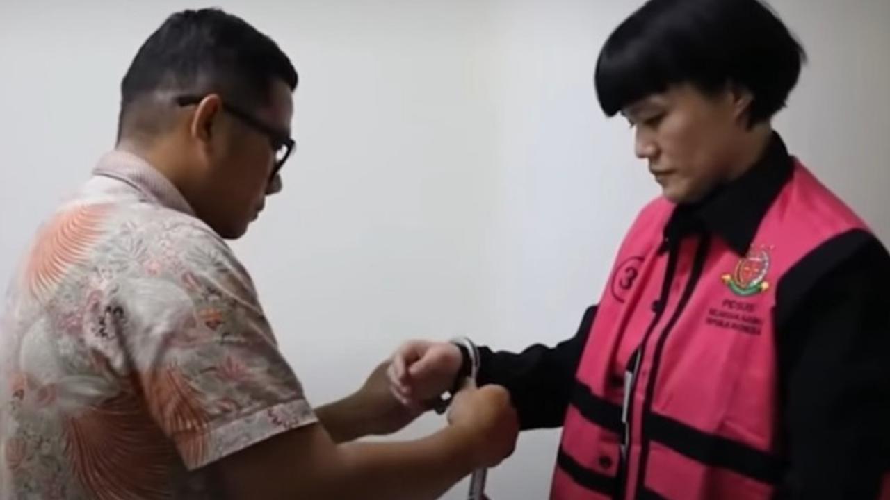 VIDEO: Aksi Pengacara Marcella di Persidangan Anak Buah Sambo, Viral Usai Suap Hakim Rp60 Miliar!