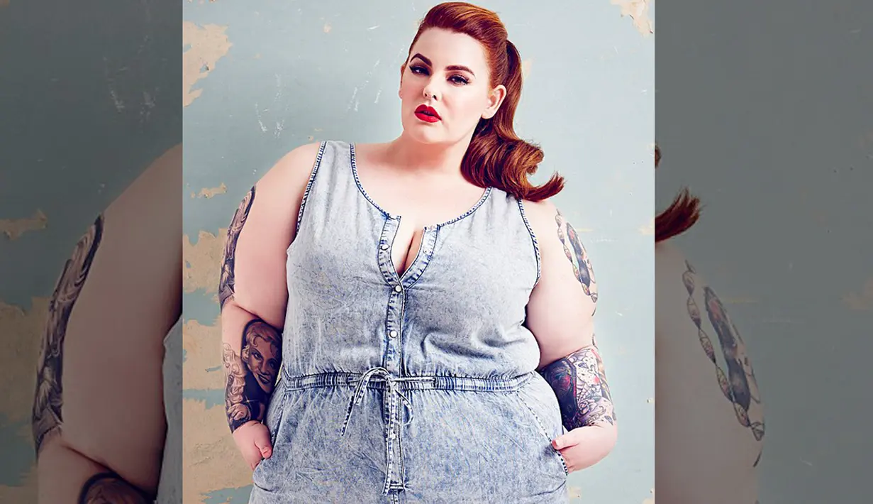 Tess Holiday terpilih sebagai wanita bertubuh gemuk pertama yang dikontrak agensi model terkenal di Inggris. (Dailymail)