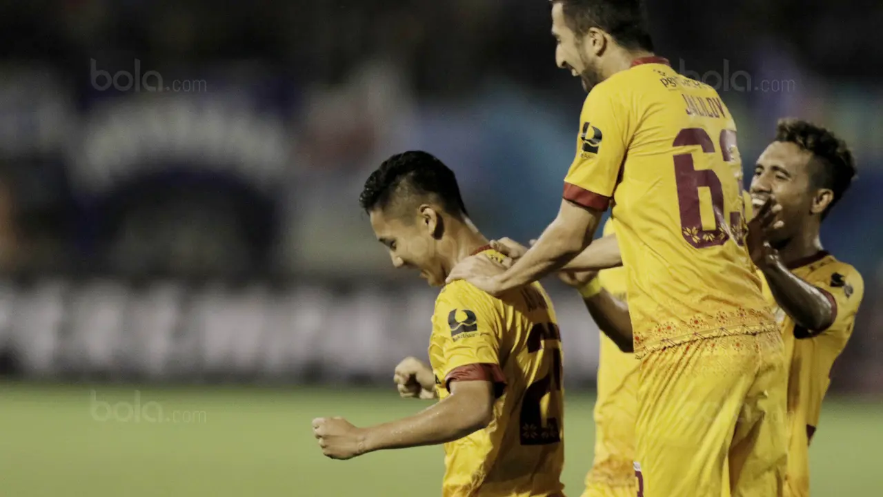 Gelandang Sriwijaya FC, Syahrian Abimanyu